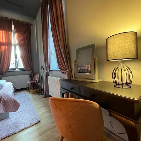Apartament Podcienie Z Tarasem Bielsko-Biala Old Town Exterior foto